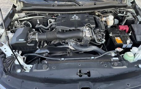 Mitsubishi Montero Sport, 2023 год, 6 499 000 рублей, 21 фотография