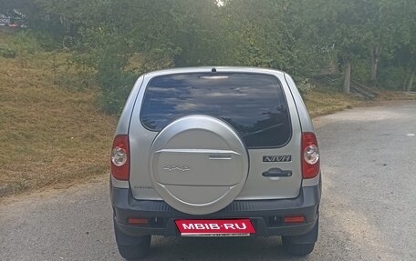 Chevrolet Niva I рестайлинг, 2010 год, 500 000 рублей, 1 фотография