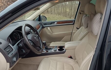 Volkswagen Touareg III, 2013 год, 1 990 000 рублей, 7 фотография