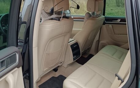 Volkswagen Touareg III, 2013 год, 1 990 000 рублей, 12 фотография