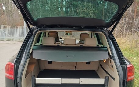 Volkswagen Touareg III, 2013 год, 1 990 000 рублей, 19 фотография