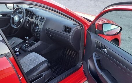 Volkswagen Jetta VI, 2014 год, 960 000 рублей, 8 фотография