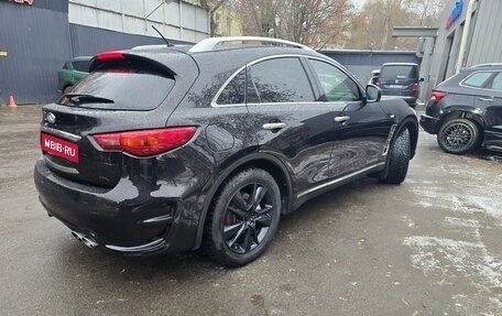 Infiniti QX70, 2014 год, 1 900 000 рублей, 6 фотография