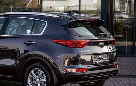 KIA Sportage IV рестайлинг, 2018 год, 1 695 000 рублей, 10 фотография