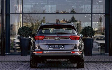 KIA Sportage IV рестайлинг, 2018 год, 1 695 000 рублей, 5 фотография