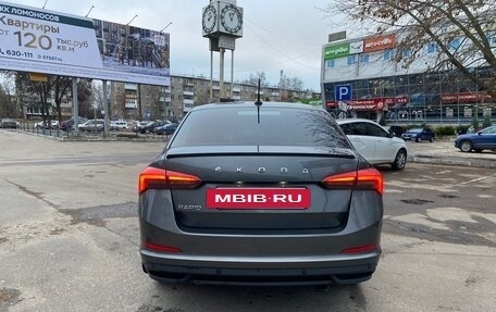 Skoda Rapid II, 2022 год, 2 200 000 рублей, 4 фотография