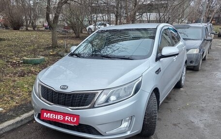KIA Rio III рестайлинг, 2011 год, 810 000 рублей, 1 фотография