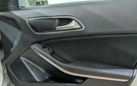 Mercedes-Benz A-Класс, 2015 год, 1 650 000 рублей, 21 фотография