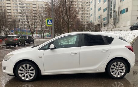 Opel Astra J, 2012 год, 725 000 рублей, 2 фотография