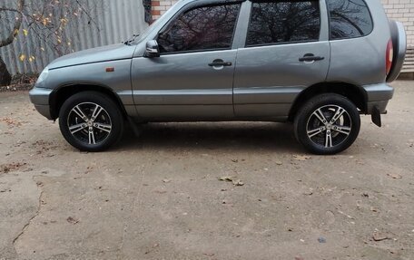 Chevrolet Niva I рестайлинг, 2009 год, 385 000 рублей, 4 фотография