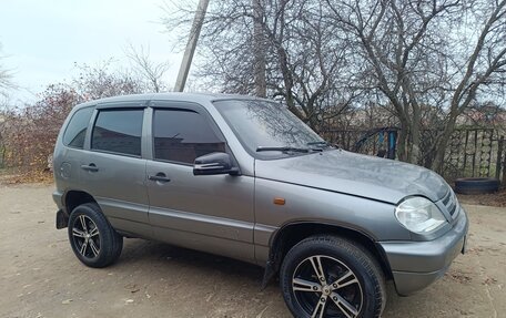 Chevrolet Niva I рестайлинг, 2009 год, 385 000 рублей, 2 фотография