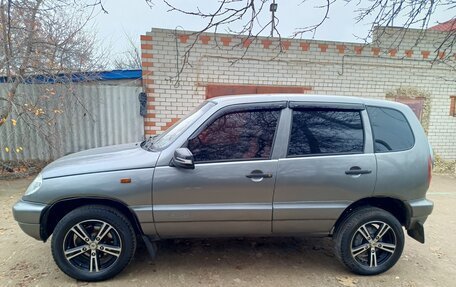 Chevrolet Niva I рестайлинг, 2009 год, 385 000 рублей, 8 фотография