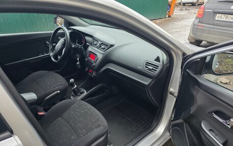 KIA Rio III рестайлинг, 2011 год, 810 000 рублей, 11 фотография