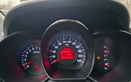 KIA Rio III рестайлинг, 2011 год, 810 000 рублей, 14 фотография