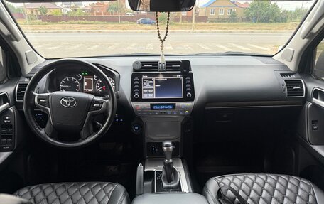 Toyota Land Cruiser Prado 150 рестайлинг 2, 2021 год, 7 350 000 рублей, 11 фотография