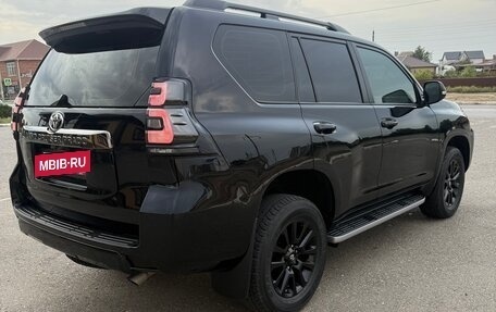 Toyota Land Cruiser Prado 150 рестайлинг 2, 2021 год, 7 350 000 рублей, 4 фотография