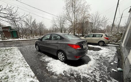 Hyundai Solaris II рестайлинг, 2015 год, 1 250 000 рублей, 3 фотография