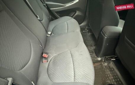 Hyundai Solaris II рестайлинг, 2015 год, 1 250 000 рублей, 6 фотография