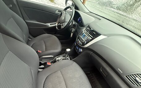 Hyundai Solaris II рестайлинг, 2015 год, 1 250 000 рублей, 8 фотография