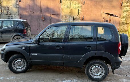 Chevrolet Niva I рестайлинг, 2016 год, 780 000 рублей, 5 фотография