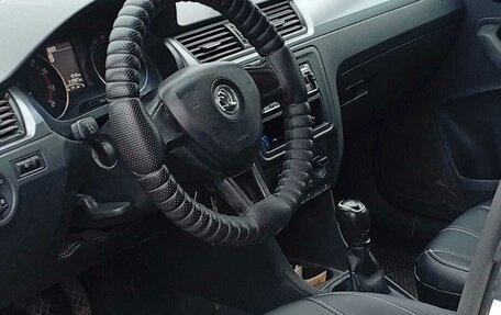 Skoda Rapid I, 2017 год, 600 000 рублей, 6 фотография