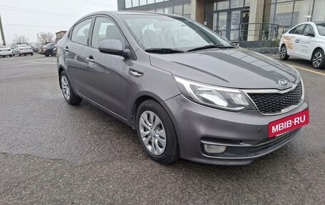 KIA Rio III рестайлинг, 2015 год, 597 000 рублей, 2 фотография