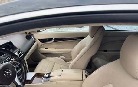 Mercedes-Benz E-Класс, 2013 год, 1 300 000 рублей, 11 фотография