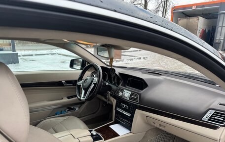 Mercedes-Benz E-Класс, 2013 год, 1 300 000 рублей, 16 фотография