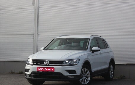 Volkswagen Tiguan II, 2018 год, 2 697 000 рублей, 1 фотография