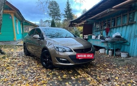 Opel Astra J, 2012 год, 699 000 рублей, 3 фотография