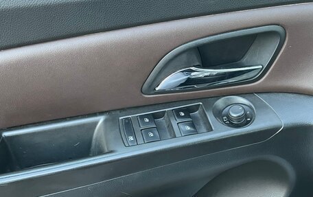 Chevrolet Cruze II, 2013 год, 820 000 рублей, 10 фотография