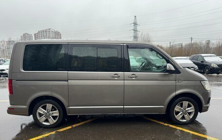 Volkswagen Multivan T6 рестайлинг, 2015 год, 3 450 000 рублей, 9 фотография