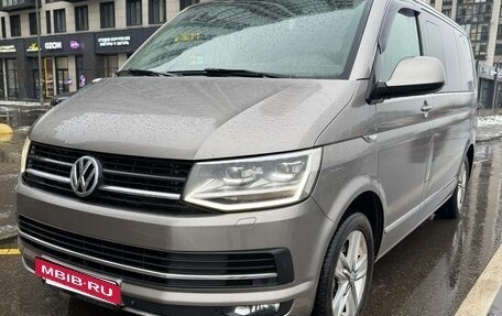Volkswagen Multivan T6 рестайлинг, 2015 год, 3 450 000 рублей, 4 фотография