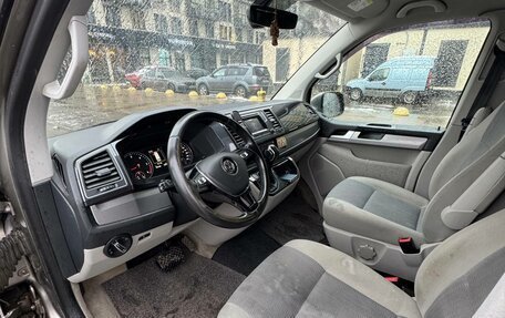 Volkswagen Multivan T6 рестайлинг, 2015 год, 3 450 000 рублей, 13 фотография