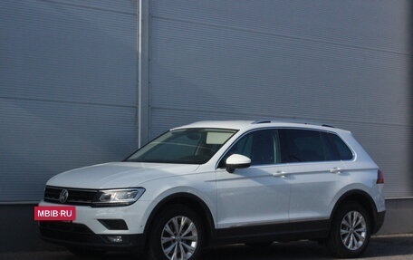 Volkswagen Tiguan II, 2018 год, 2 697 000 рублей, 5 фотография