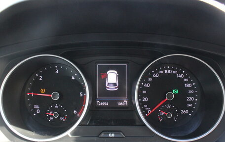 Volkswagen Tiguan II, 2018 год, 2 697 000 рублей, 21 фотография