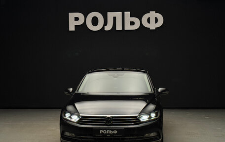 Volkswagen Passat B8 рестайлинг, 2017 год, 2 000 000 рублей, 2 фотография
