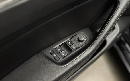 Volkswagen Passat B8 рестайлинг, 2017 год, 2 000 000 рублей, 13 фотография