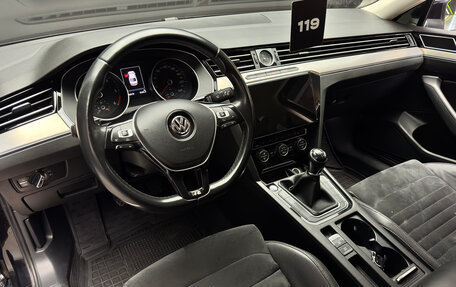 Volkswagen Passat B8 рестайлинг, 2017 год, 2 000 000 рублей, 11 фотография