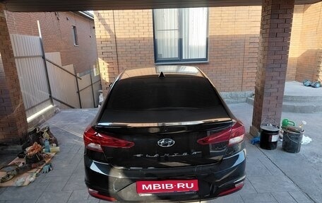 Hyundai Elantra VI рестайлинг, 2018 год, 1 450 000 рублей, 1 фотография