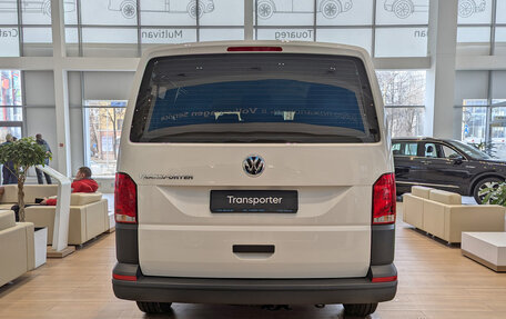 Volkswagen Caravelle T6 рестайлинг, 2024 год, 9 960 000 рублей, 3 фотография