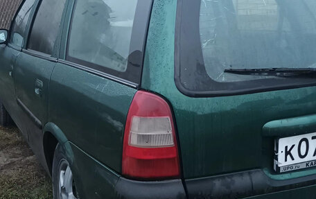 Opel Vectra B рестайлинг, 1997 год, 295 000 рублей, 2 фотография