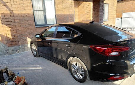 Hyundai Elantra VI рестайлинг, 2018 год, 1 450 000 рублей, 5 фотография