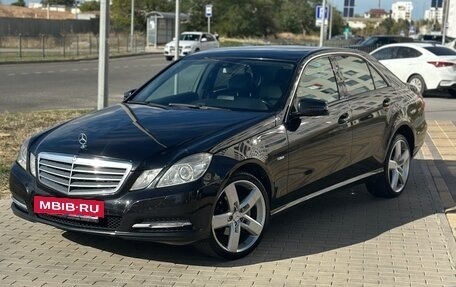 Mercedes-Benz E-Класс, 2011 год, 1 390 000 рублей, 4 фотография