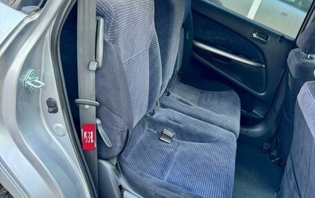 Honda Stream I рестайлинг, 2001 год, 669 000 рублей, 20 фотография