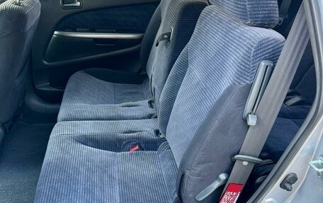 Honda Stream I рестайлинг, 2001 год, 669 000 рублей, 21 фотография