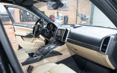 Porsche Cayenne III, 2013 год, 3 100 000 рублей, 25 фотография