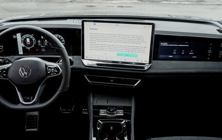 Volkswagen Tiguan, 2025 год, 5 050 000 рублей, 9 фотография