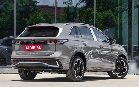 Volkswagen Tiguan, 2025 год, 5 050 000 рублей, 6 фотография