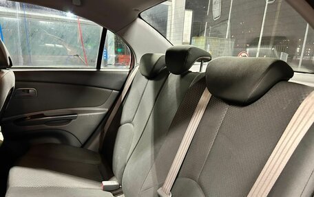 KIA Rio II, 2009 год, 400 000 рублей, 9 фотография